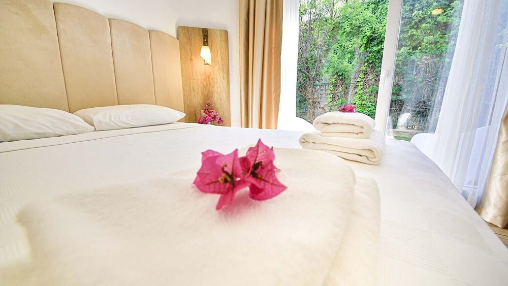 COSTA BODRUM CITY HOTEL 49/74