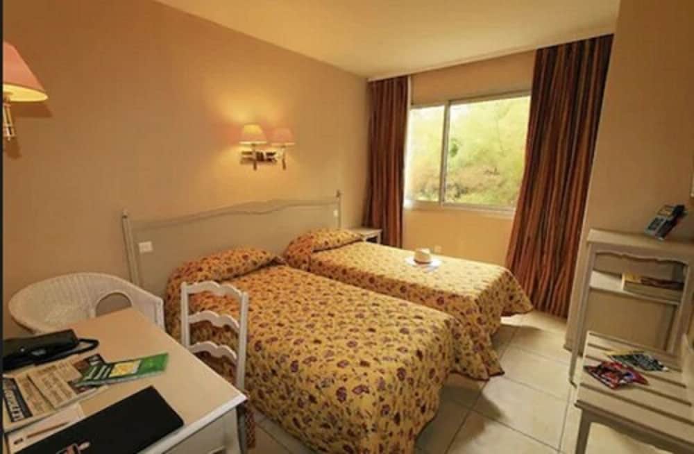 Logis Hotel Nimotel 12/58