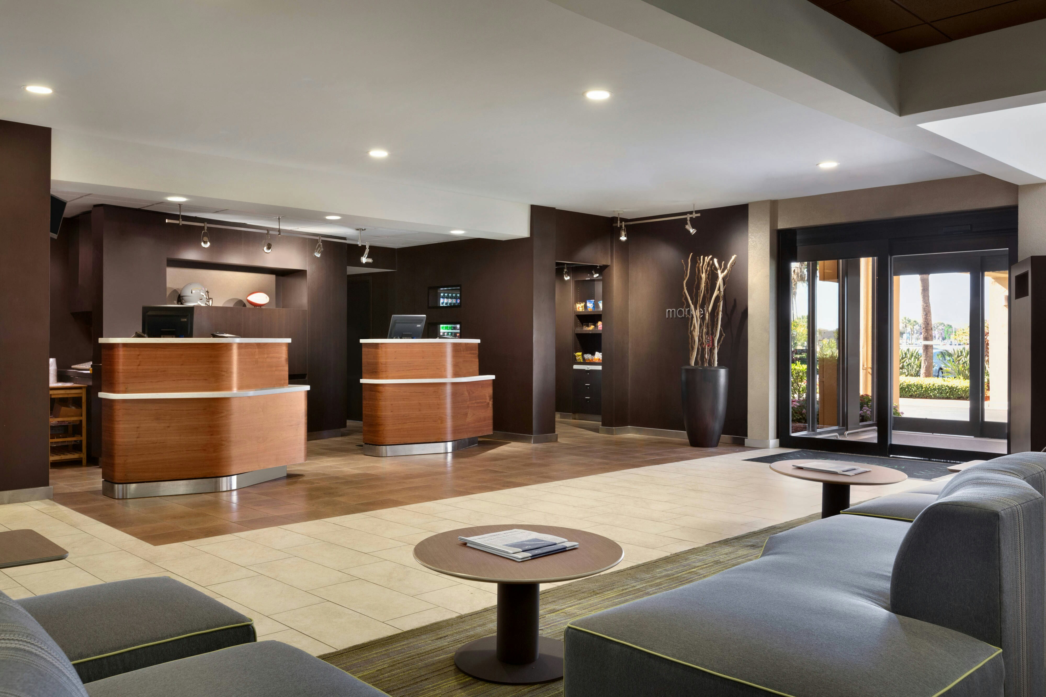 Courtyard by Marriott Fort Myers Cape Coral 4/23