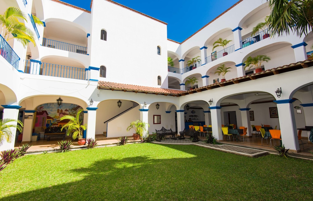 Hotel Azul Sirena 6/56