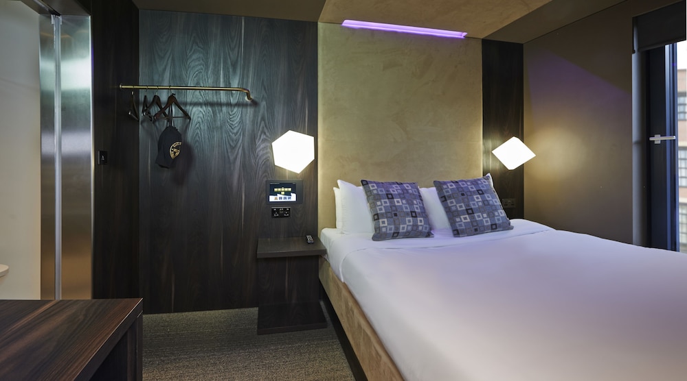 Bloc Hotel Birmingham 23/50