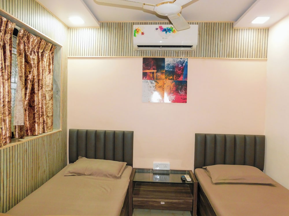 Hotel Nest Inn Malad 32/44