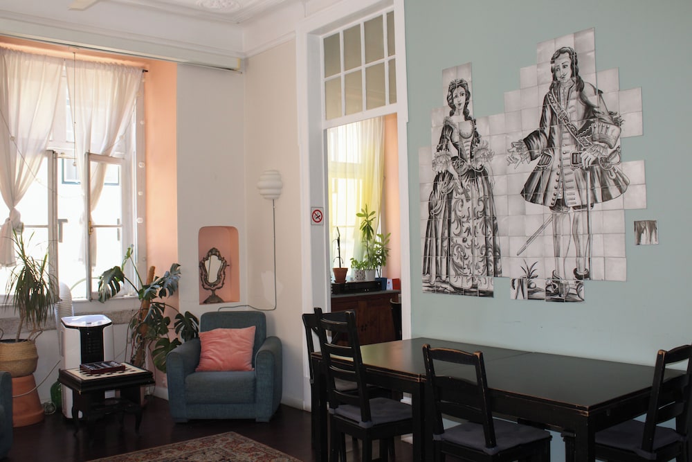 Rossio Hostel 35/50