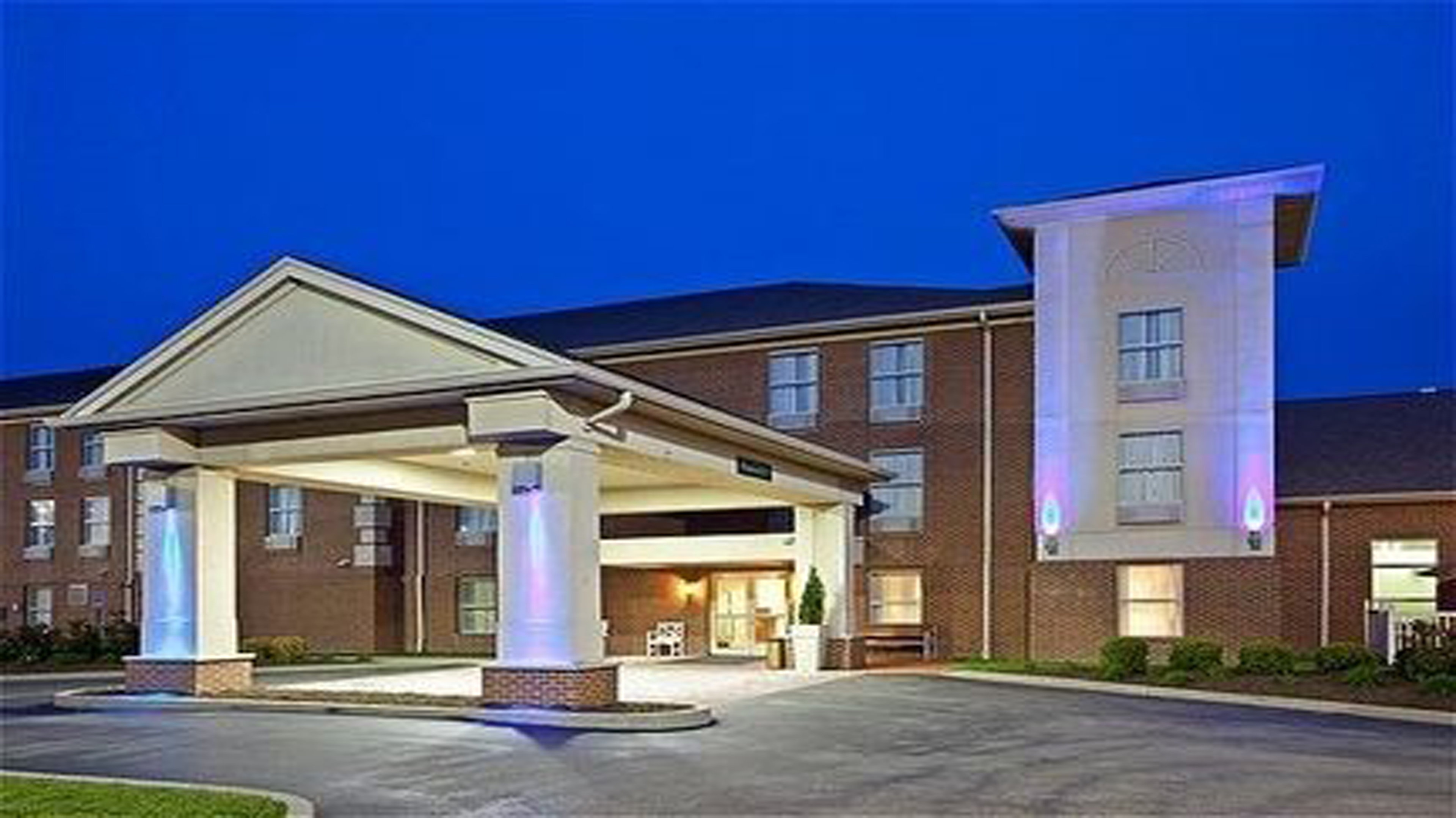Holiday Inn Express Fairfield 41/41