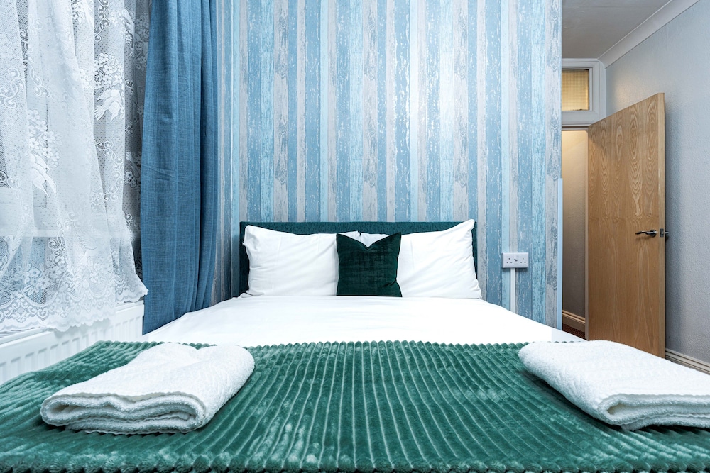 Lancaster Court Hotel 16/57