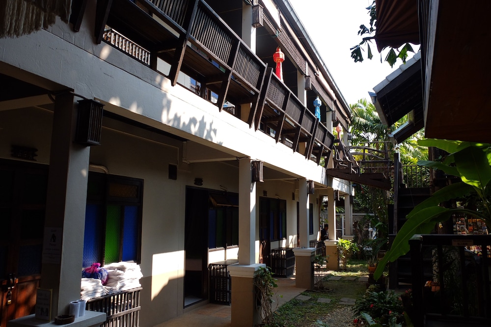 SAITHONG GUESTHOUSE 2/19