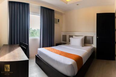 2 Bedrooms, Green Meadows, Suite