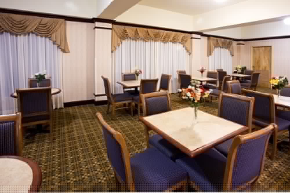 Holiday Inn Express Syracuse Airport 45/65