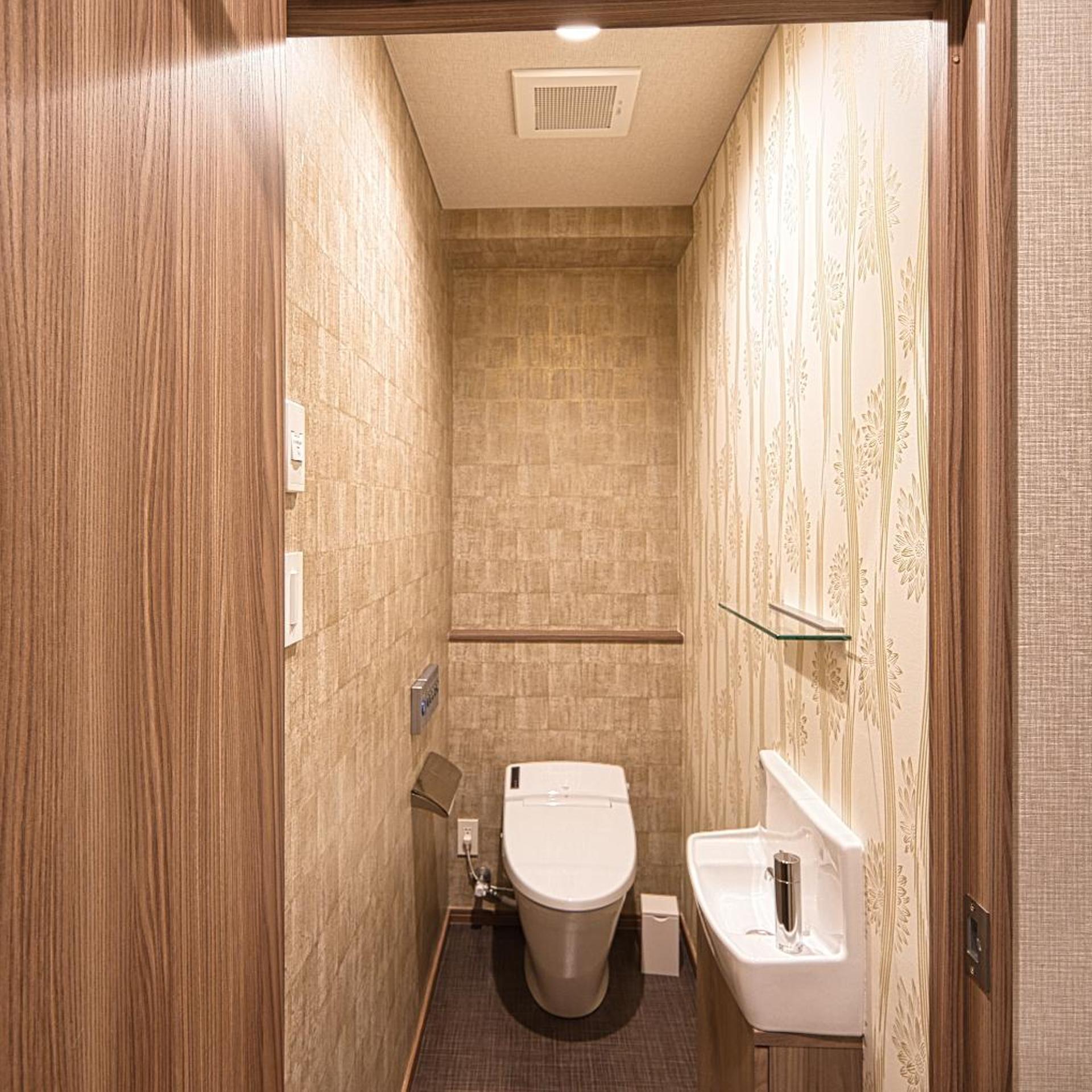 جناح، Winery Hotel & Condominium Hitohana 7/10