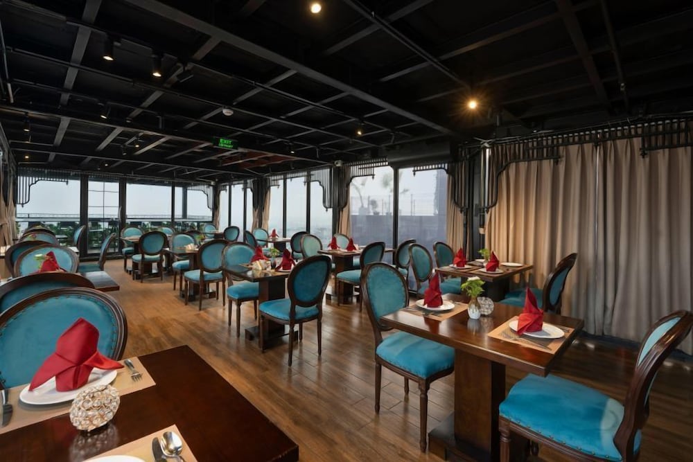 Sunline Paon Hotel 42/50