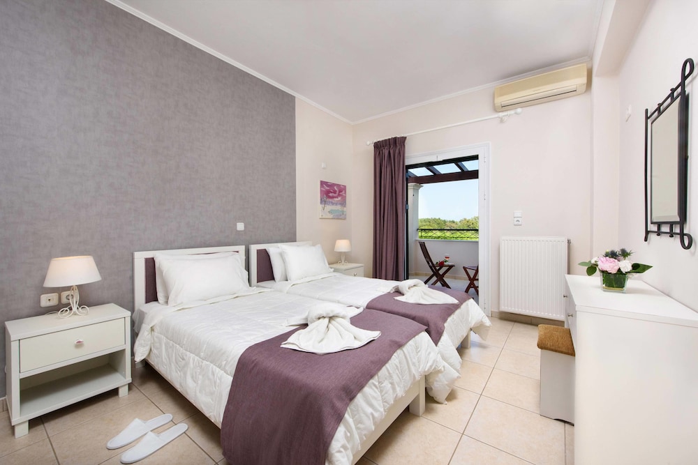 Villa Lemonia 13/50