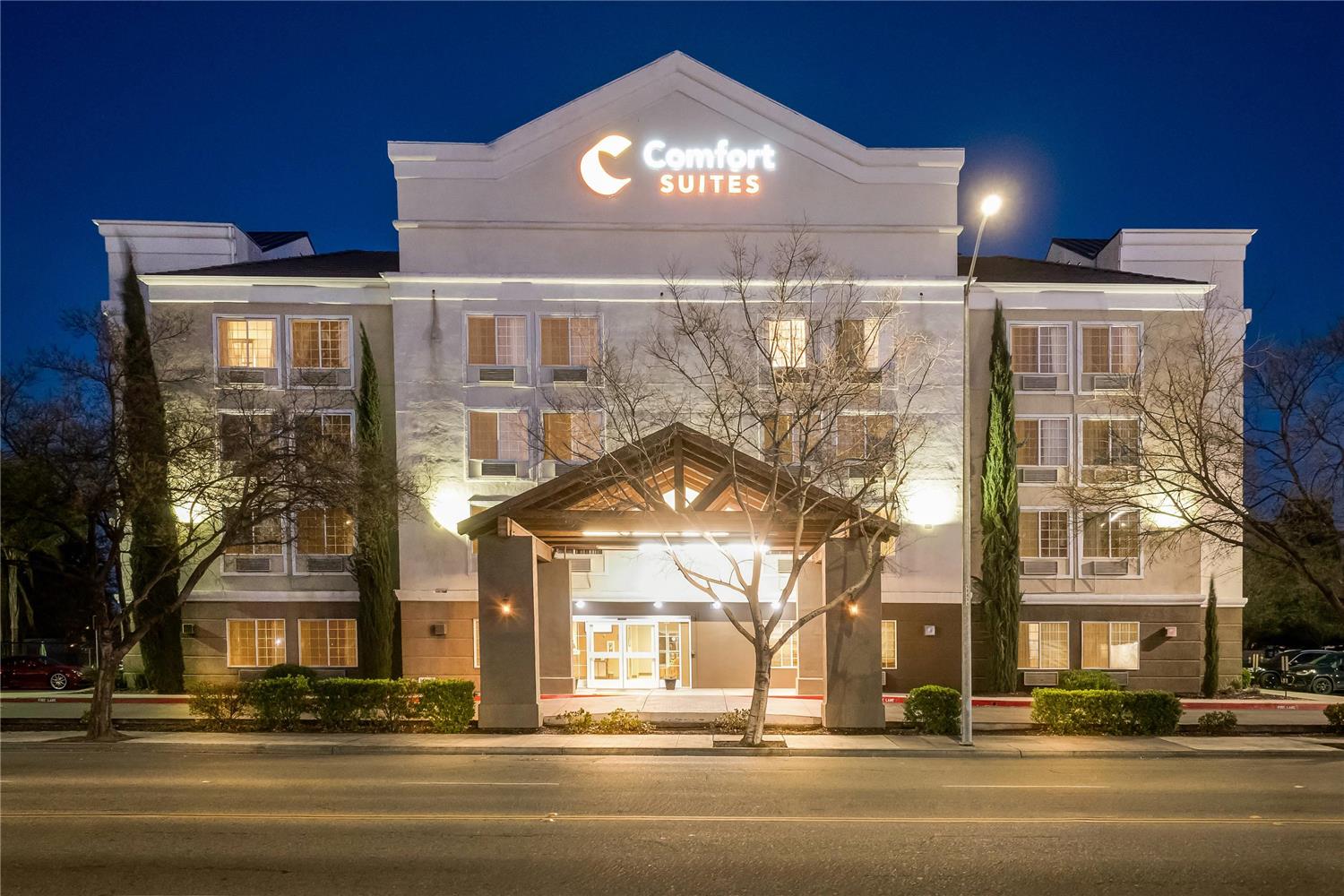 Comfort Suites Clovis - Fresno in CLOVIS - CA