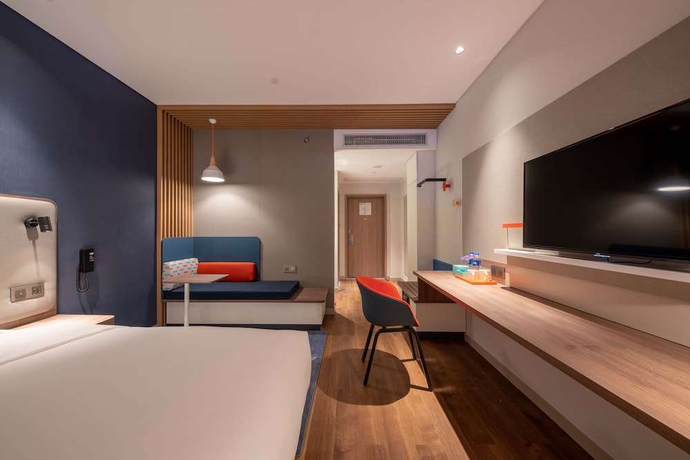 Holiday Inn Express Nantong North Gateway 36/50
