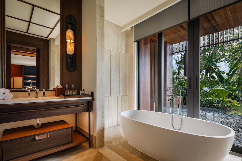 The Meru Sanur 45/49