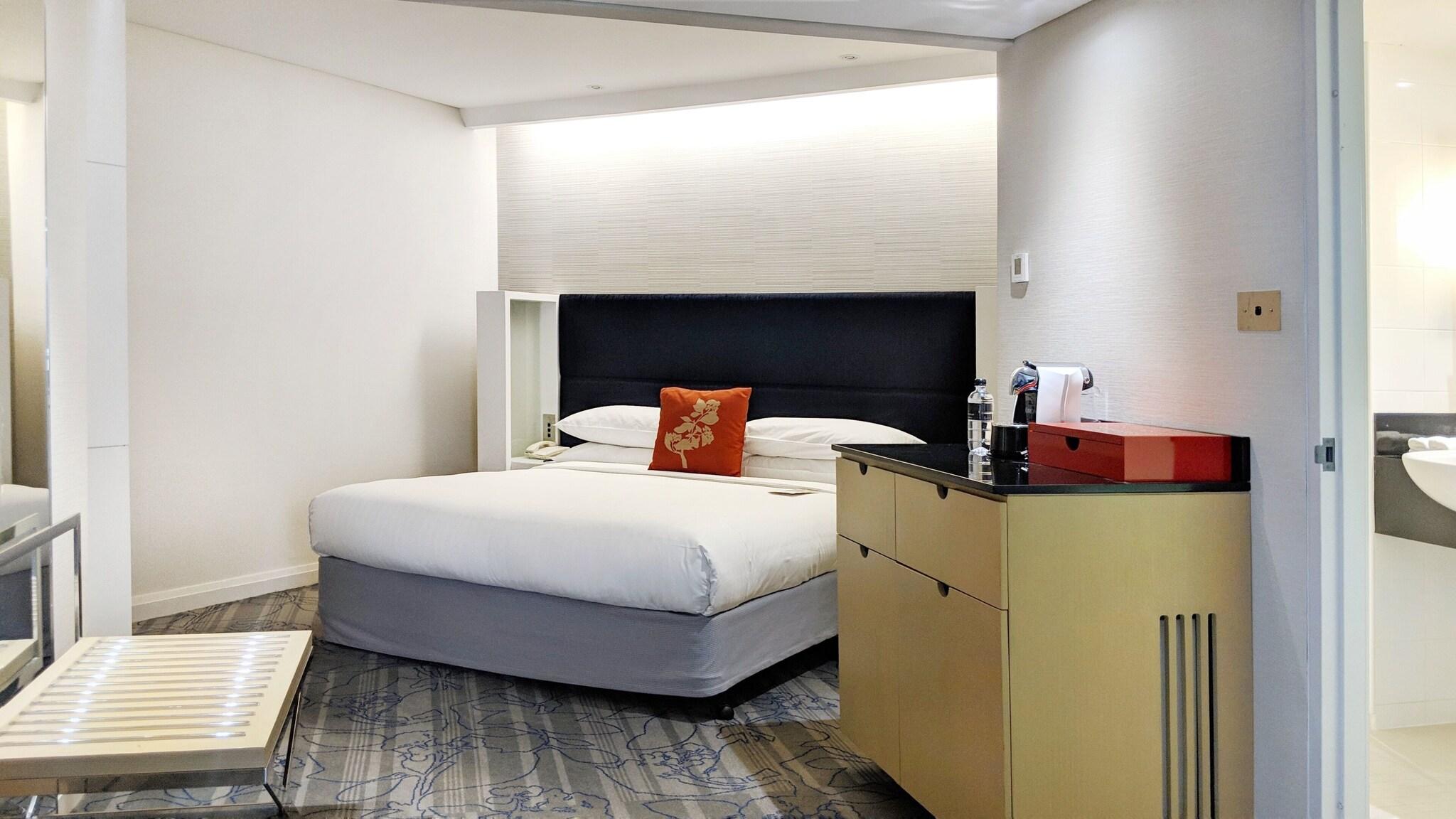 Executive, Suite, King Bed