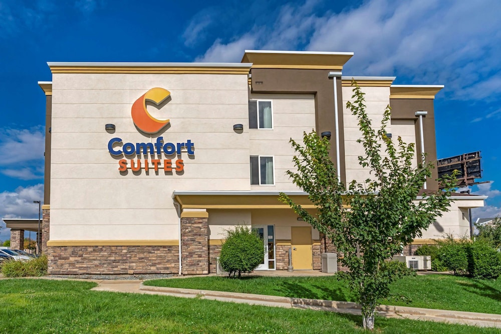 Comfort Suites Redding - Shasta Lake 4/52