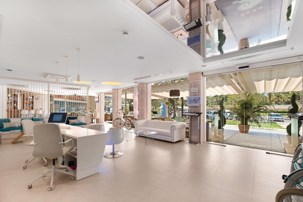 Plaza Santa Ponsa Boutique - Adults Only 51/73