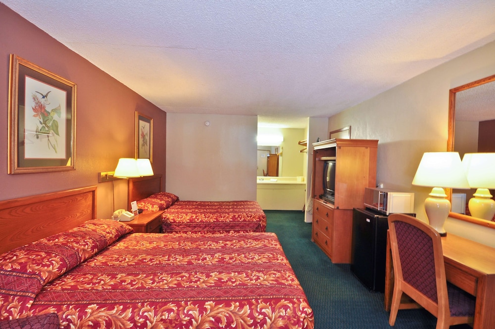 Country Hearth Inn & Suites Marietta 10/43