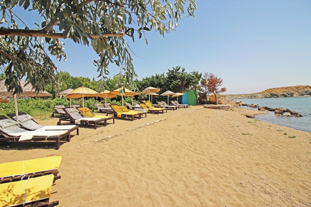 Arsipel Hotel 40/46