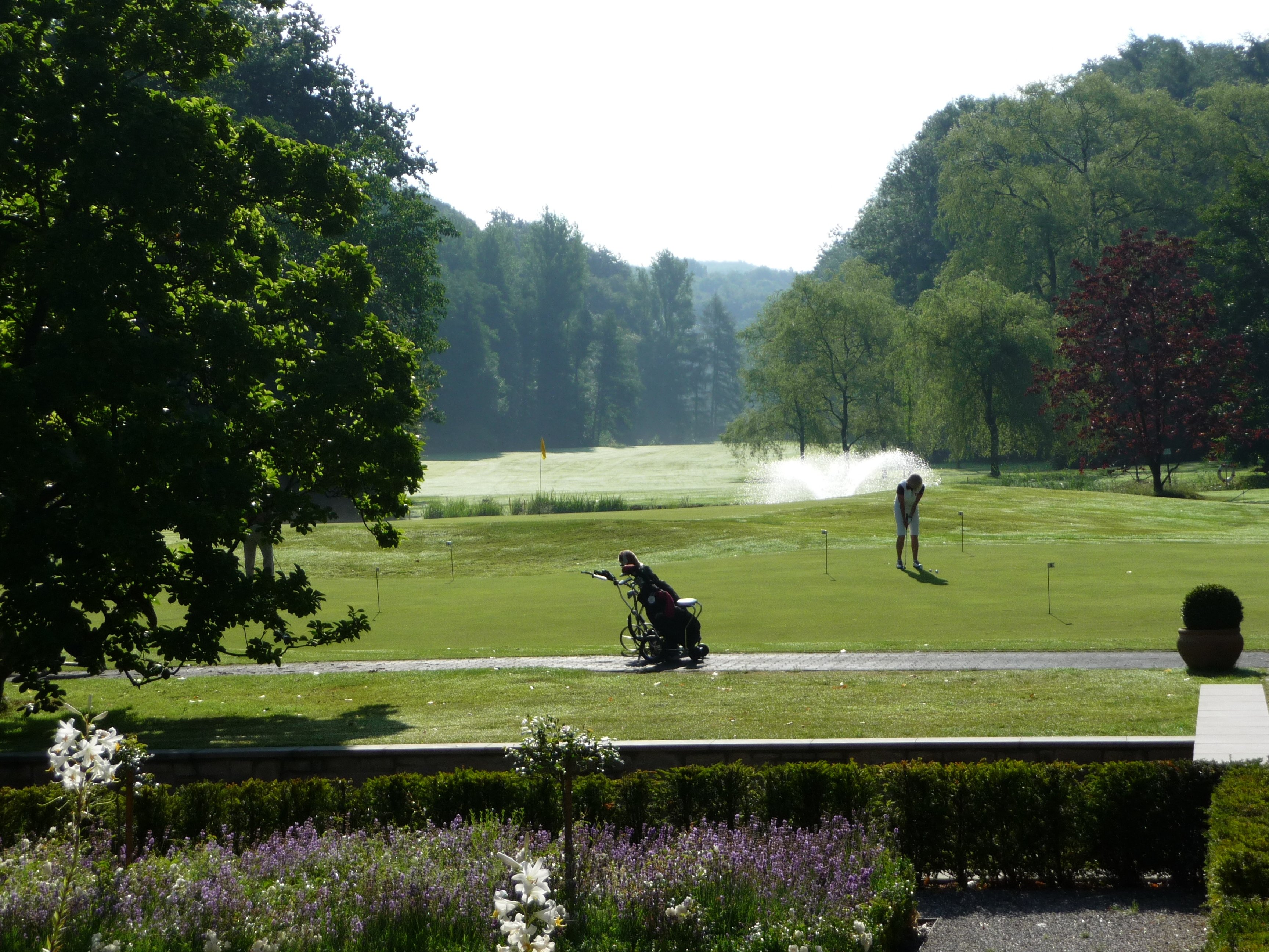 Schlosshotel Hugenpoet 23/27