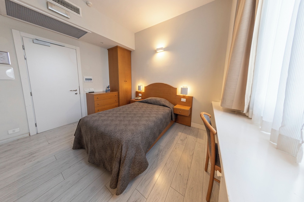 SUPERIOR, SINGLE, DOUBLE BED