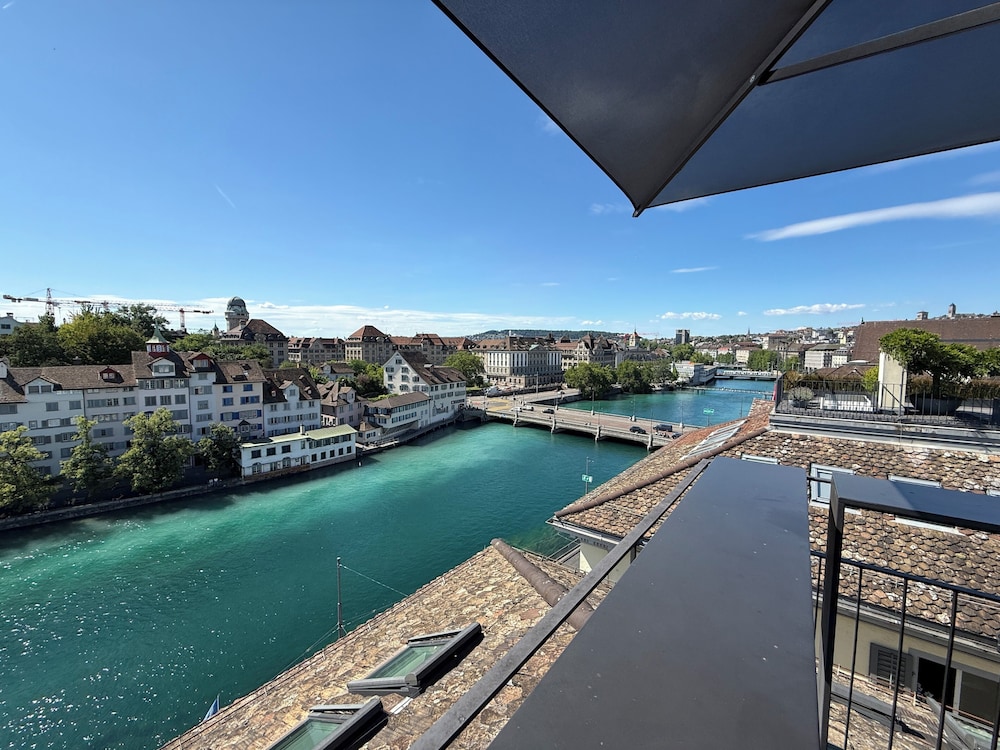 Airhome Limmatquai River View Apartment 31/38