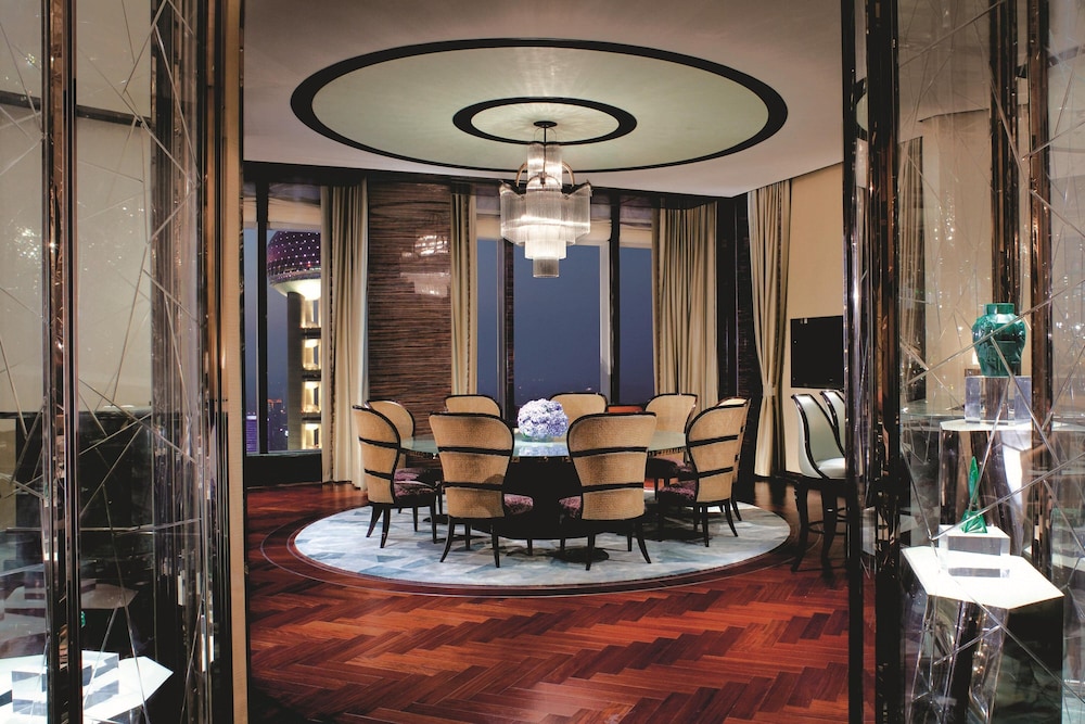 The Ritz Carlton Shanghai Pudong 43/68