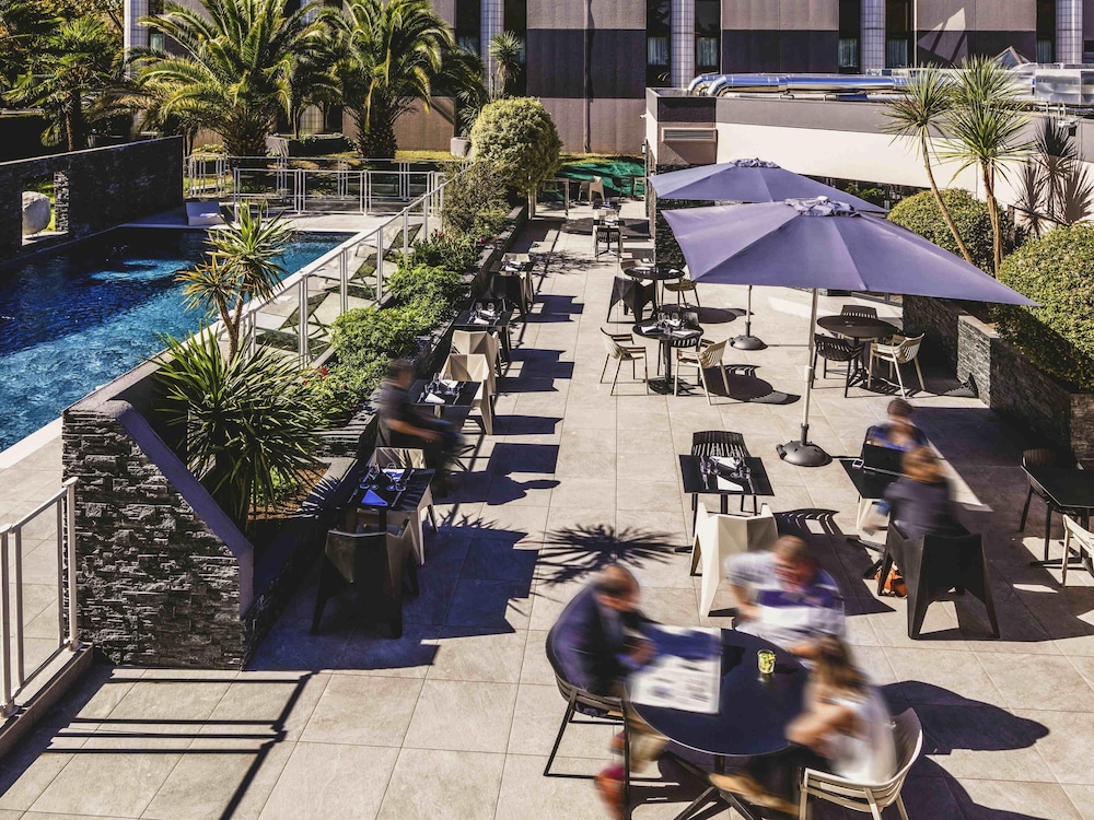 MERCURE PAU PALAIS DES SPORTS 48/67