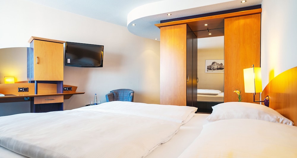 Victor's Residenz-Hotel Frankenthal 7/32