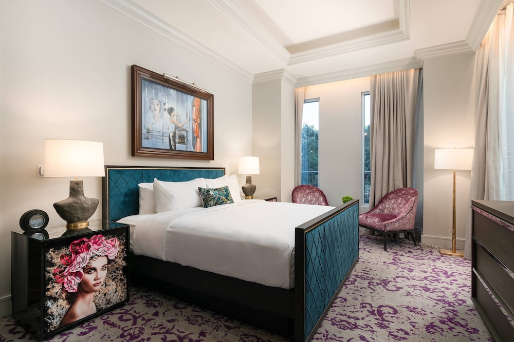 Grand Bohemian Hotel Charlotte Autograph Collection 11/43