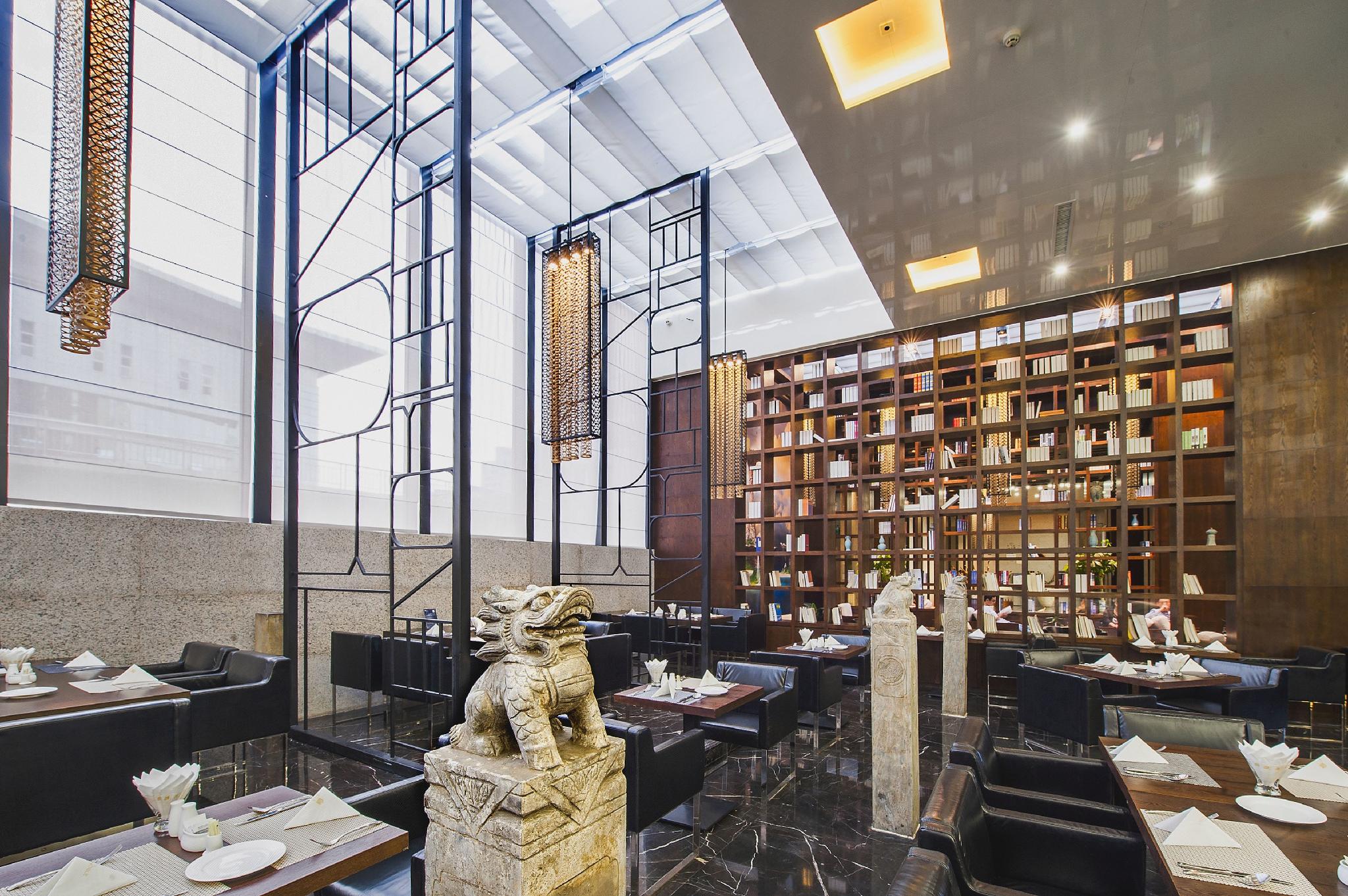 Le Noble Hotel 39/45