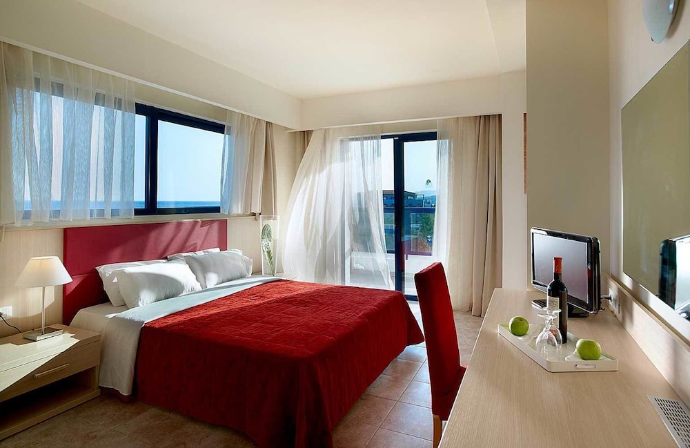 Sunrise Beach Resort 10/36