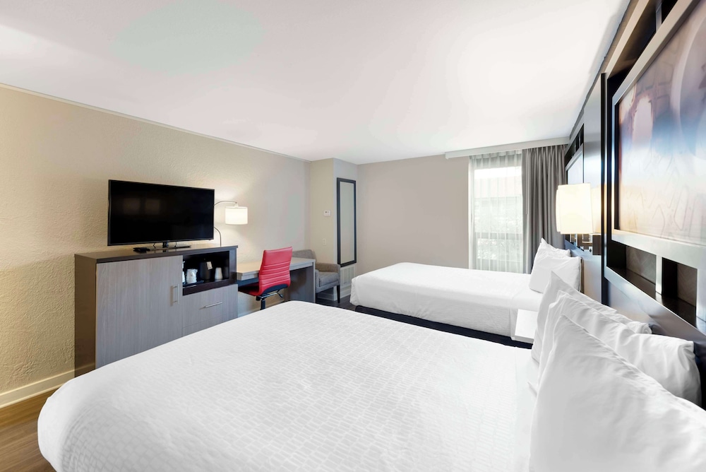 STANDARD, 2 QUEEN BEDS, PET FRIENDLY
