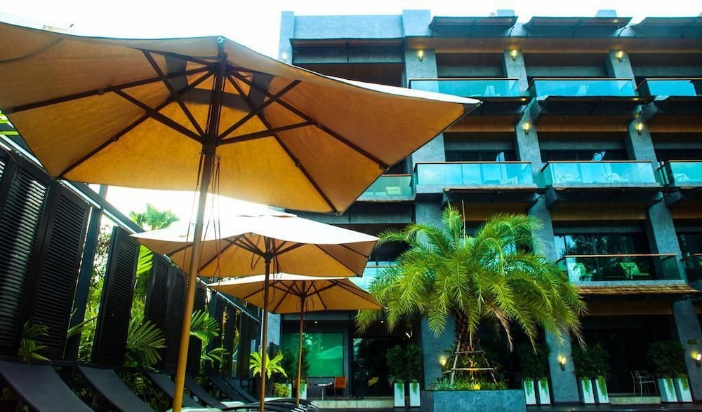 I Calm Resort Cha Am 2/72