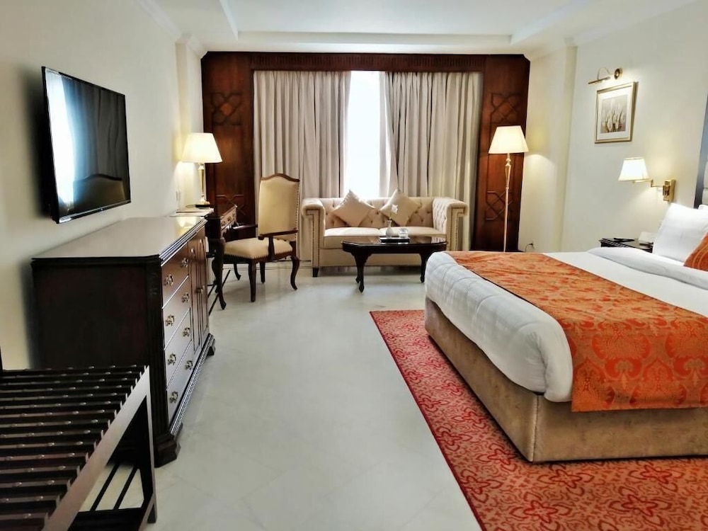 Islamabad Regalia Hotel 15/45