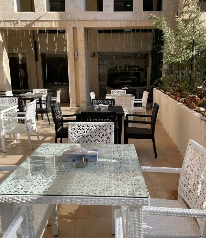 RUM HOTELS - AL WALEED 36/66