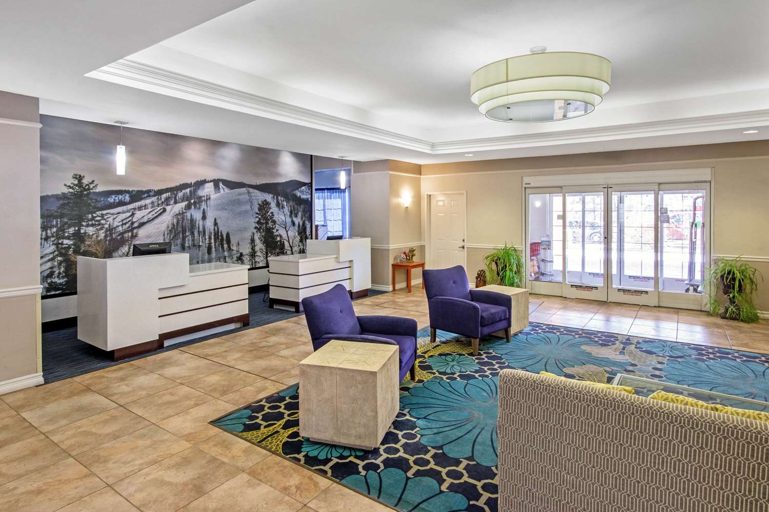 La Quinta Inn & Suites by Wyndham Ruidoso Downs 39/55