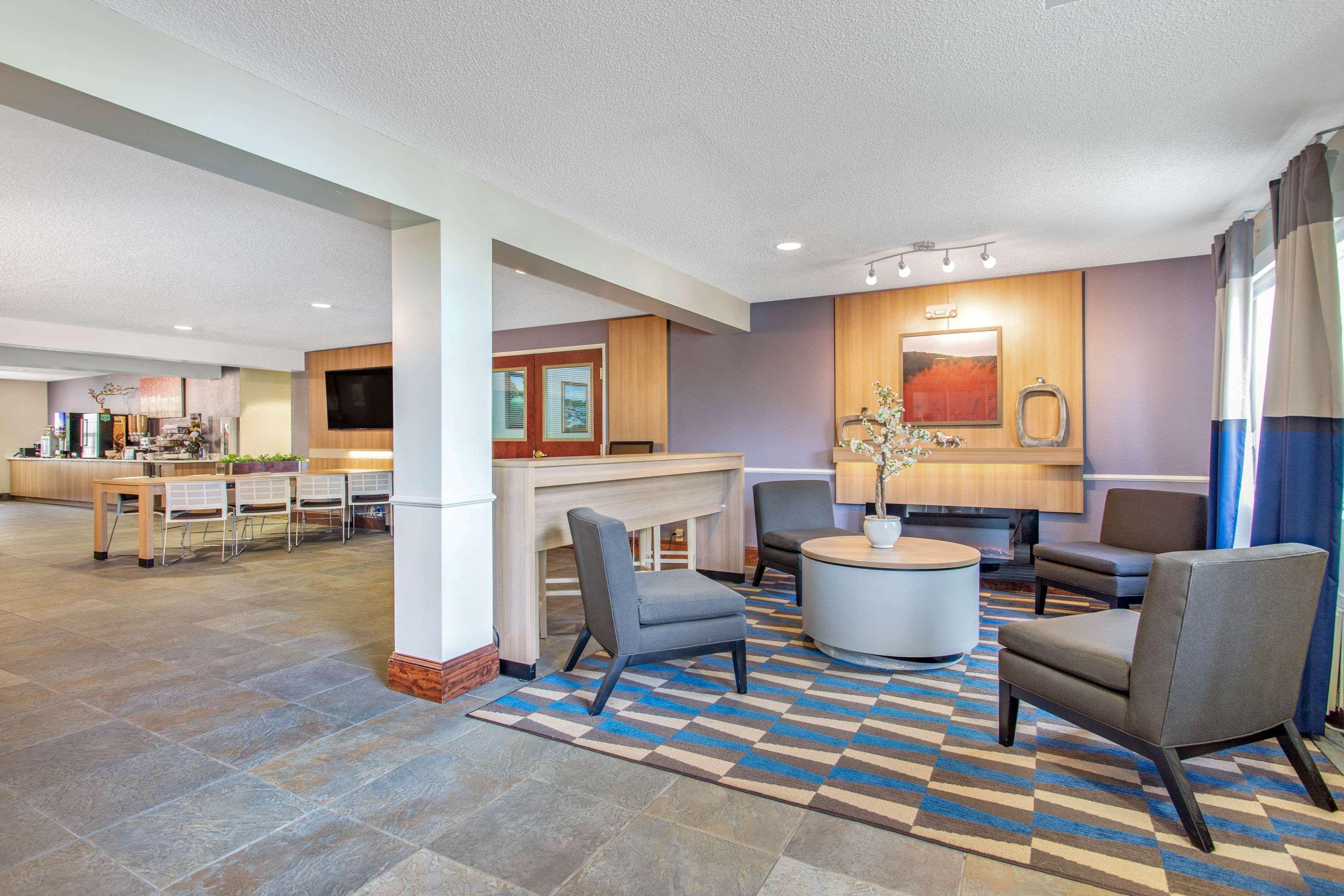 Microtel Inn Suites By Wyndham Lillington Near Campbell U 8/17