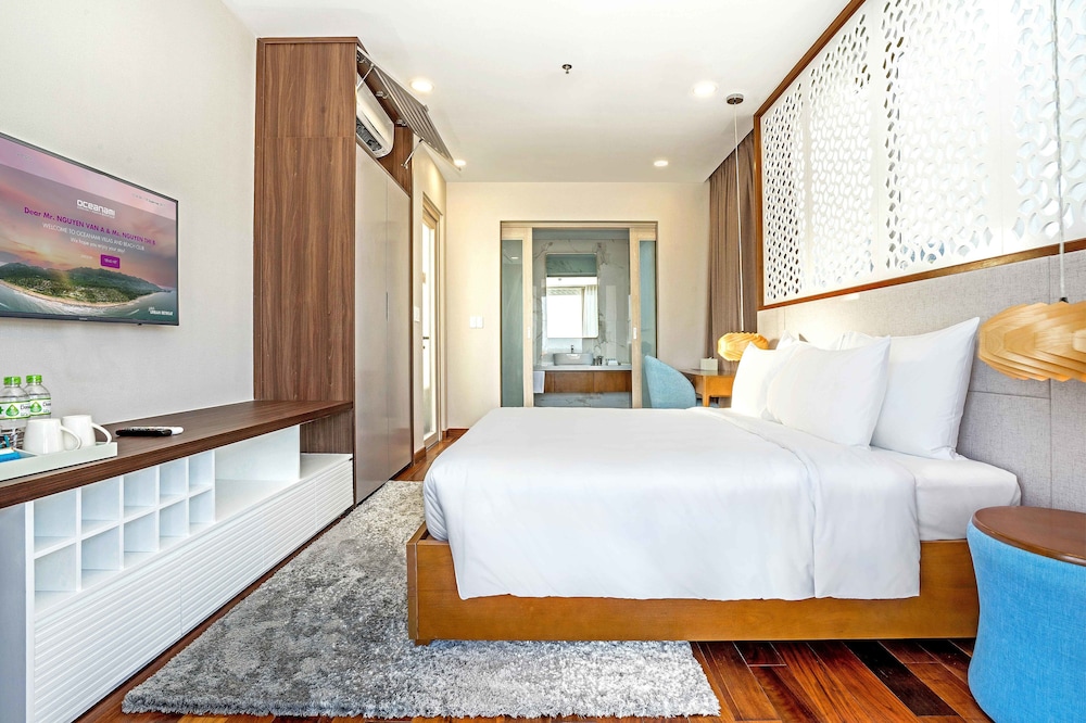 Oceanami Villas And Beach Club 13/67
