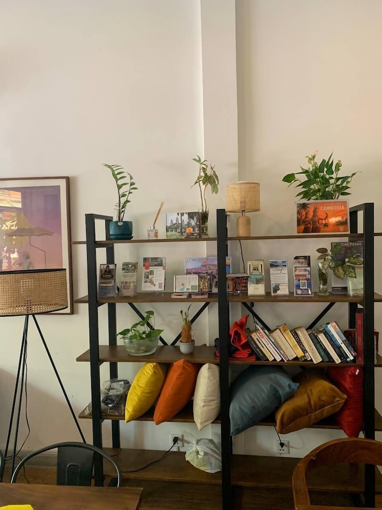 Suite Home Boutique Hotel 46/60