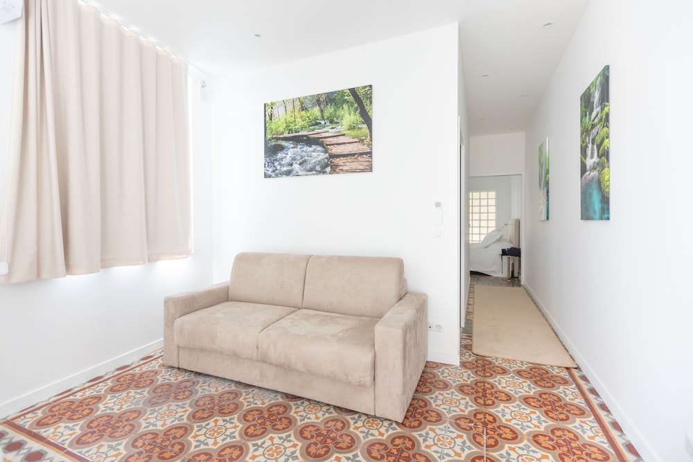 Hotel Le Roquebrune 28/50