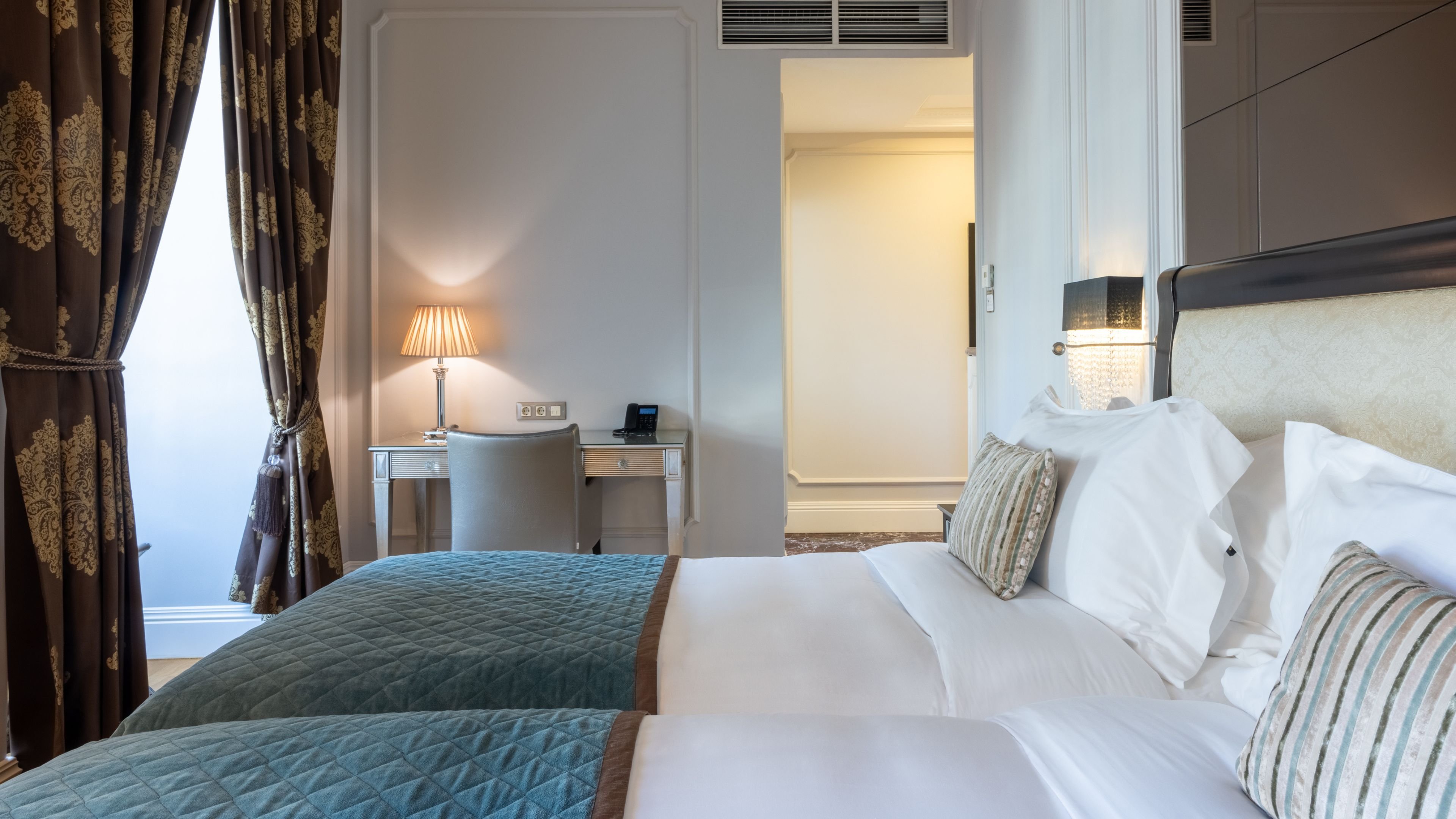 Intercontinental Porto Palacio Das Cardosas 32/82