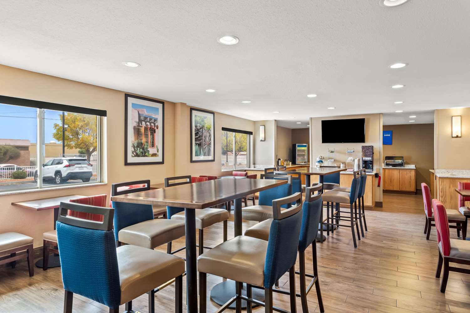 Comfort Inn and Suites Albuquerque Downtown 9/17