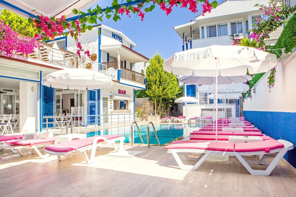 Merve Butik Hotel 40/48