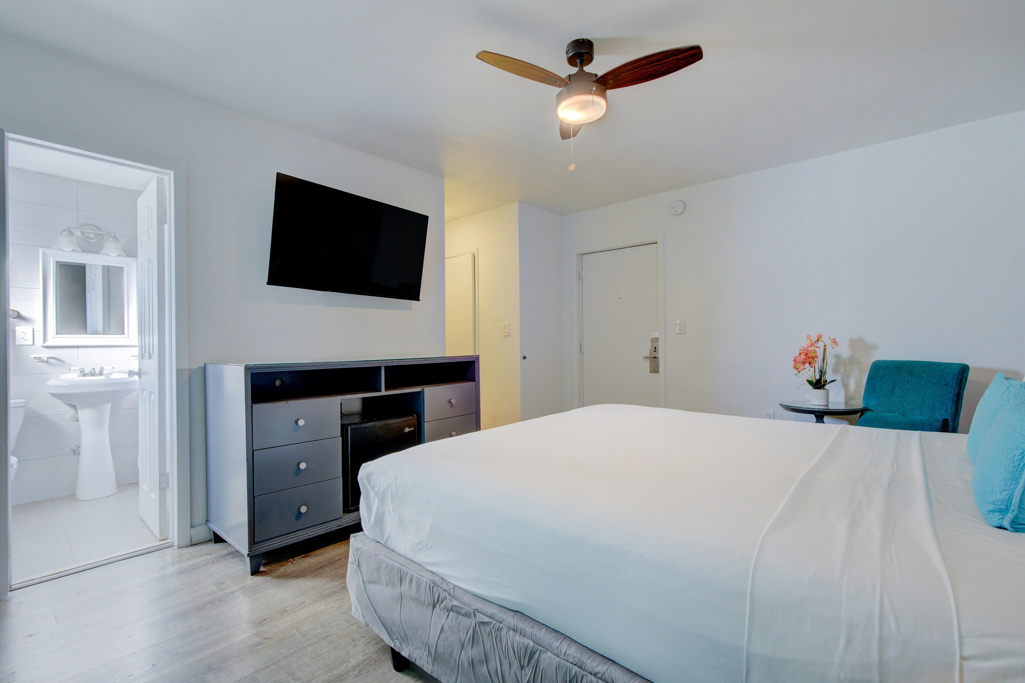 Leeward Motel By Capital O North Miami Beachside 30/55