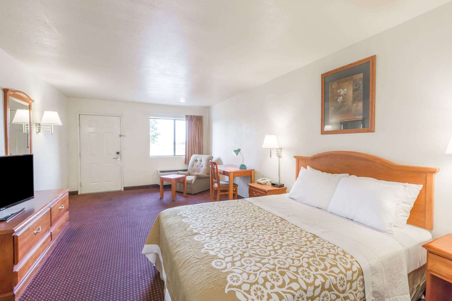 Days Inn by Wyndham Willcox, AZ 11/47