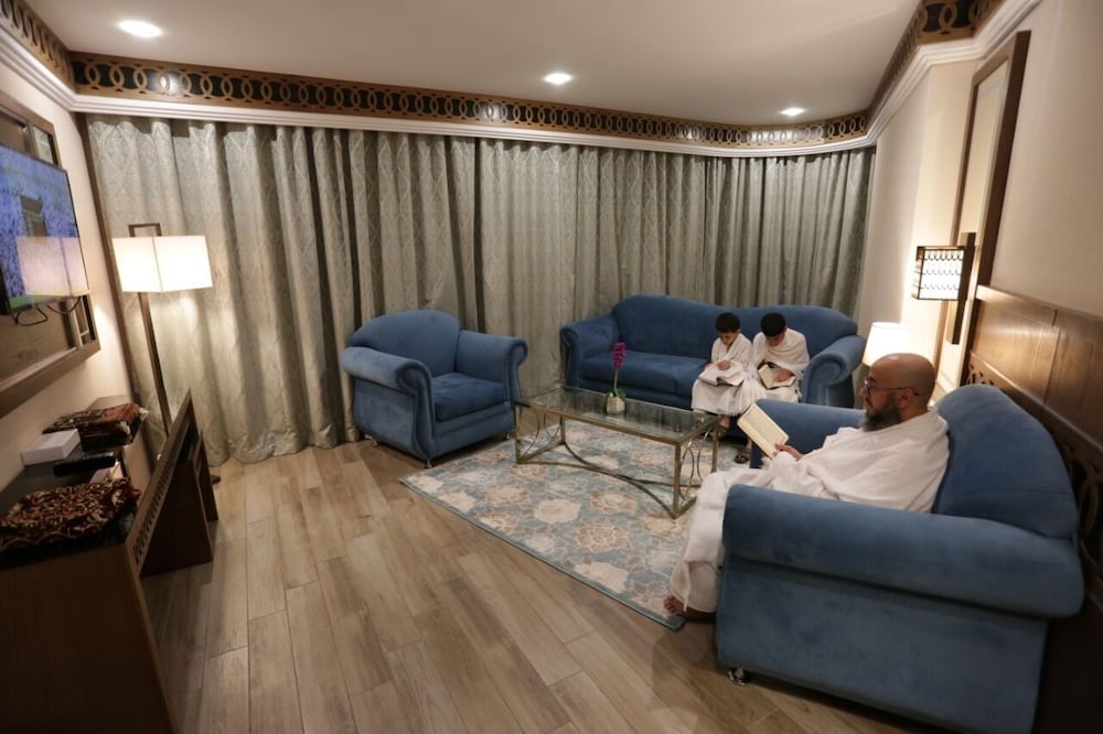 فيوليت(Violet Al Azizia Hotel) 36/50