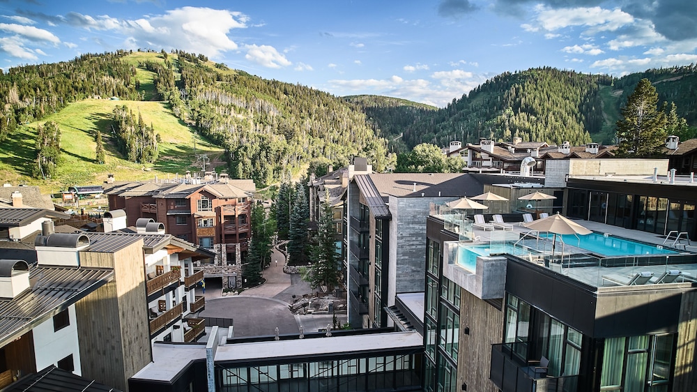 Goldener Hirsch, Auberge Resorts Collection 57/72