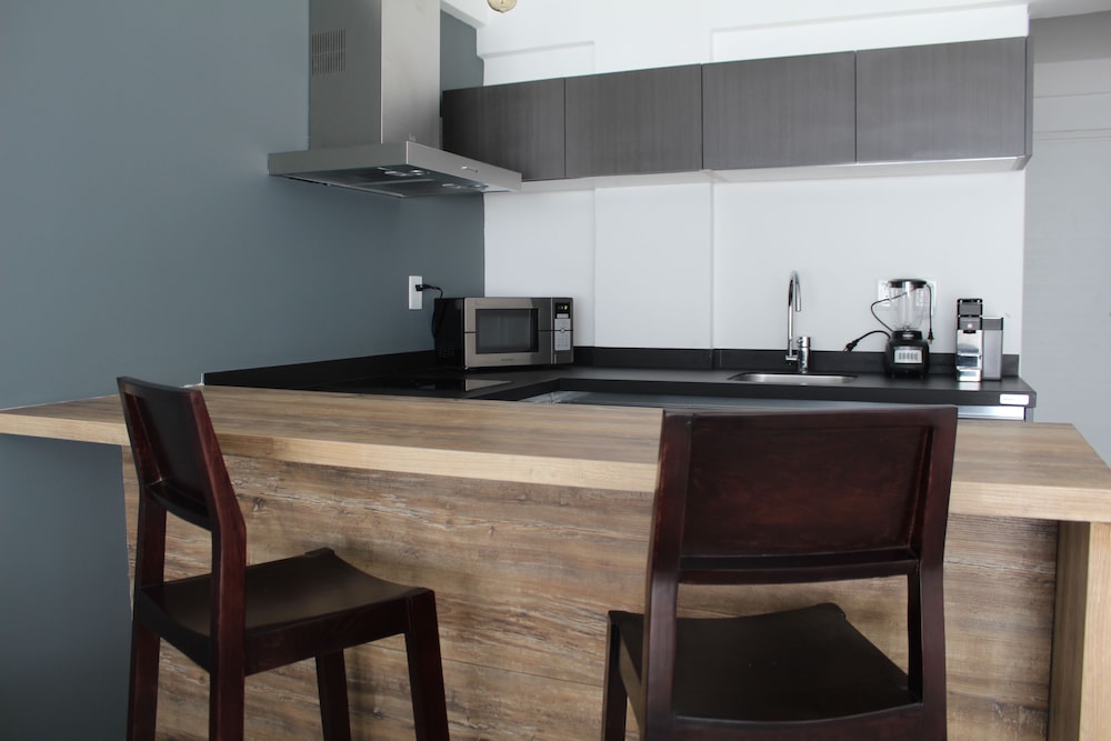 Studio 30 Condhotel by Nah Hotels 6/28