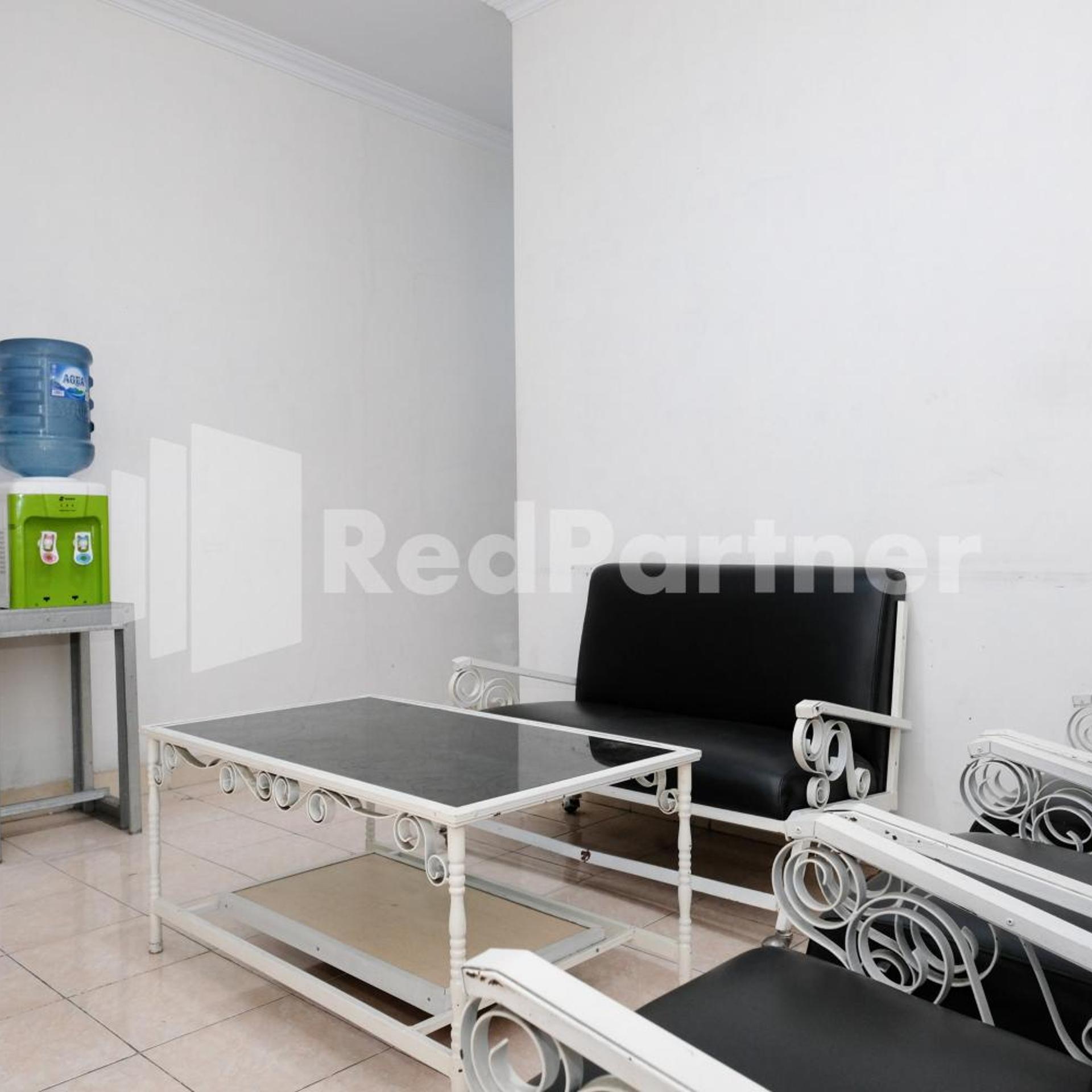 OYO 3707 Halona Guesthouse 38/50